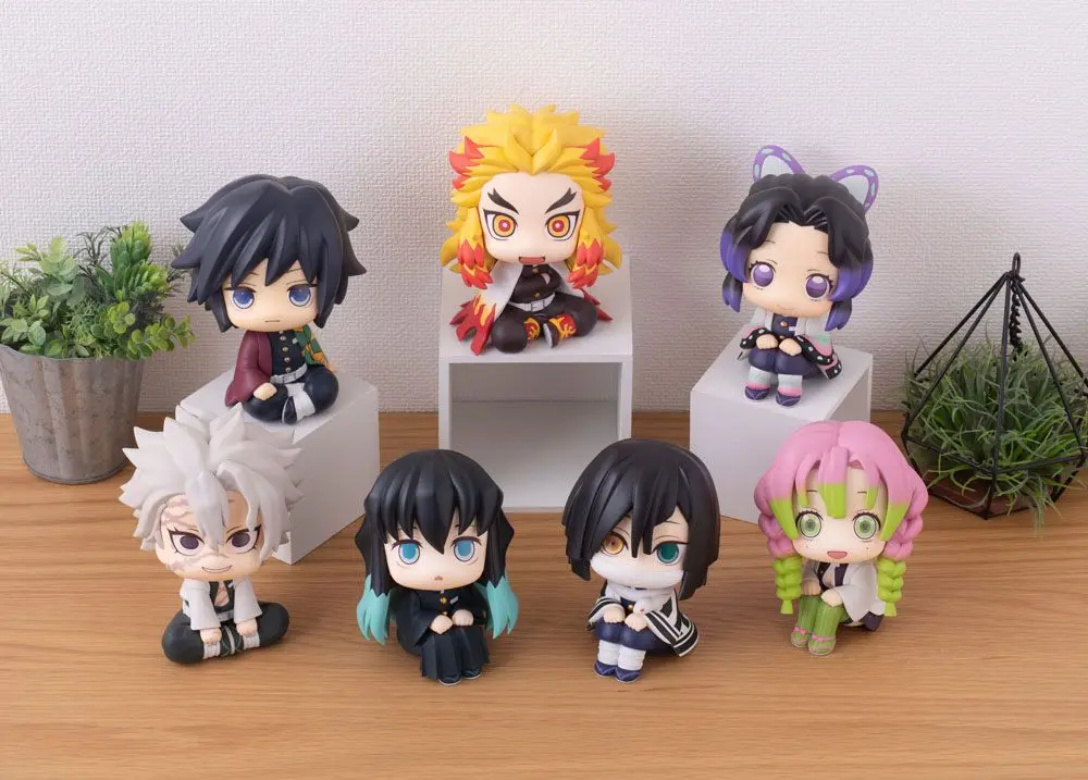 Demon Slayer Kimetsu no Yaiba Look Up Iguro Obanai PVC szobor figura 11 cm termékfotó