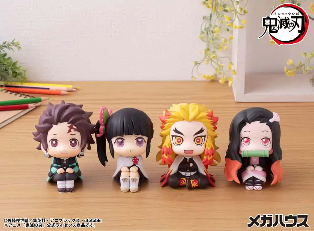Demon Slayer Kimetsu no Yaiba Look Up Rengoku Kyojuro PVC szobor figura 11 cm termékfotó
