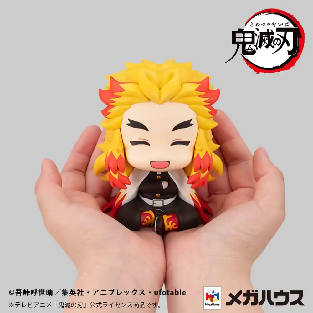 Demon Slayer: Kimetsu no Yaiba Look Up Rengoku Kyoujurou Smile Ver. PVC szobor figura 11 cm (with gift) termékfotó