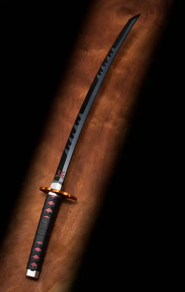 Demon Slayer: Kimetsu no Yaiba Proplica replika 1/1 Nichirin Sword (Tanjiro Kamado) Kyojuro Rengoku´s Sword Gueard Ver. 88 cm termékfotó