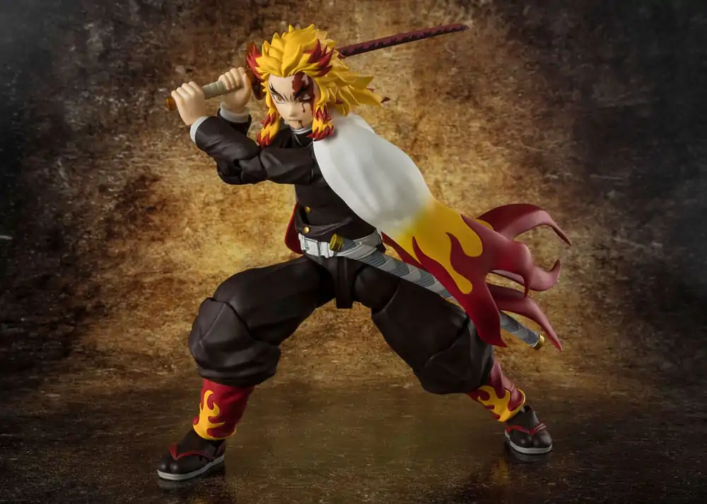 Demon Slayer: Kimetsu no Yaiba S.H.Figuarts akciófigura Kyojuro Rengoku 15 cm termékfotó