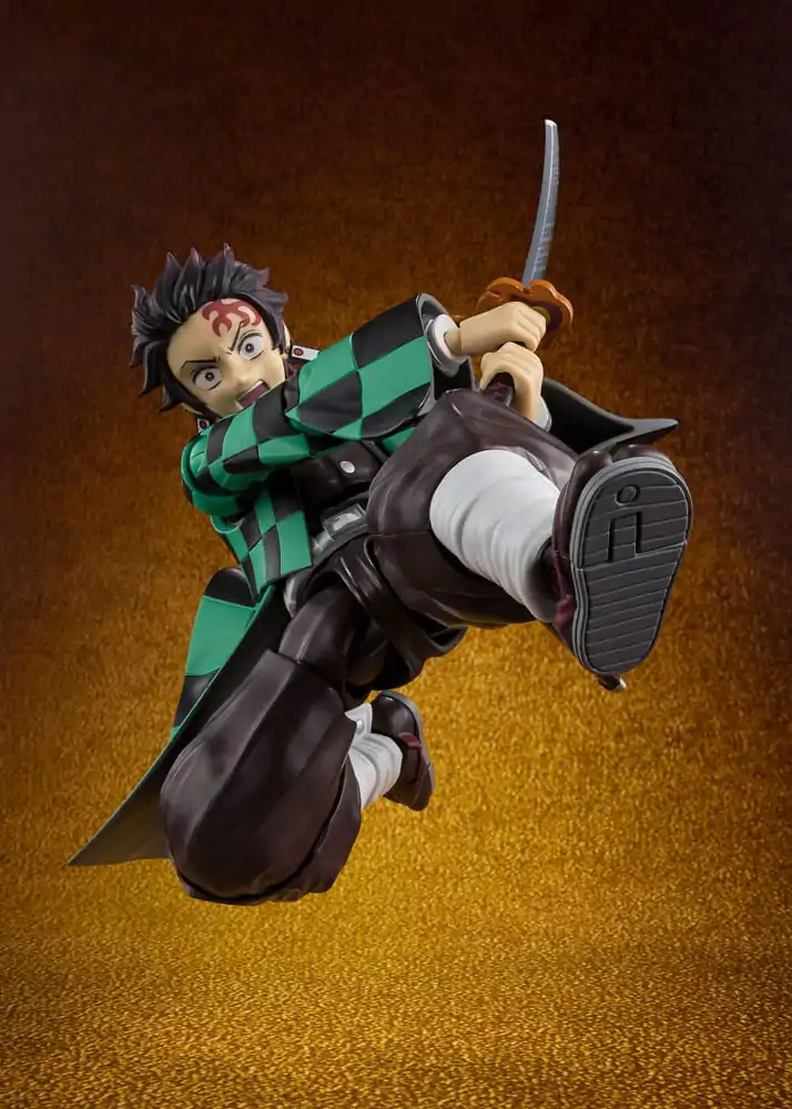 Demon Slayer: Kimetsu no Yaiba S.H.Figuarts akciófigura Tanjiro Kamado The Final Battle in the Infinity Castle 14 cm termékfotó