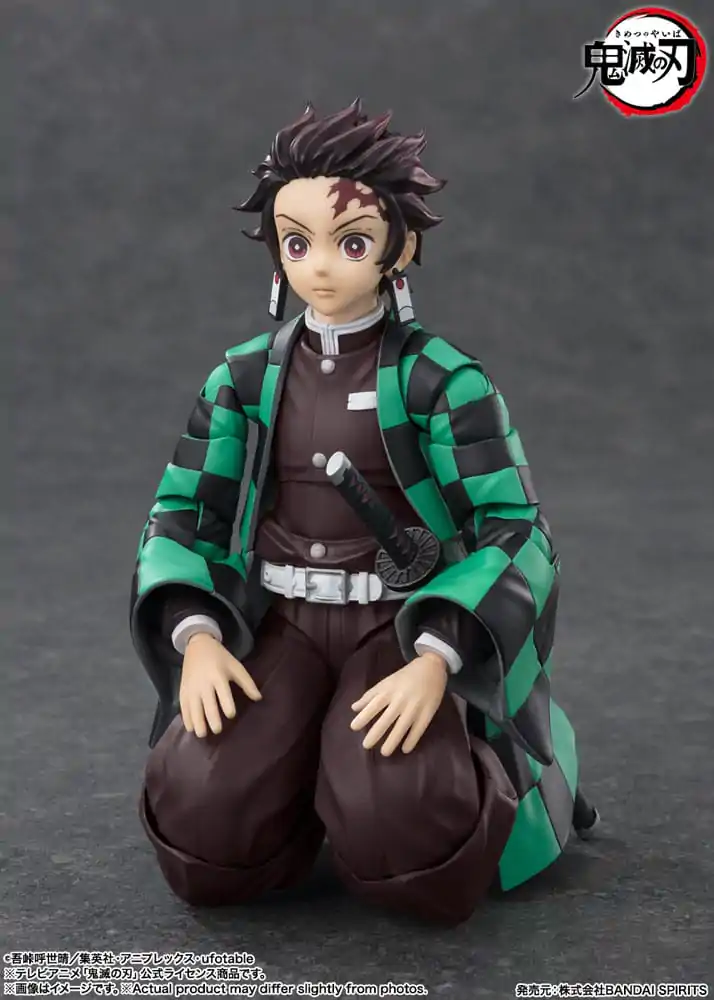 Demon Slayer: Kimetsu no Yaiba S.H. Figuarts Tanjiro Kamado akciófigura 14 cm termékfotó