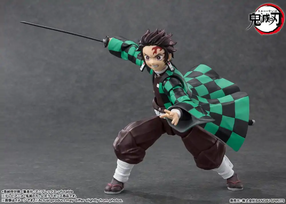 Demon Slayer: Kimetsu no Yaiba S.H. Figuarts Tanjiro Kamado akciófigura 14 cm termékfotó