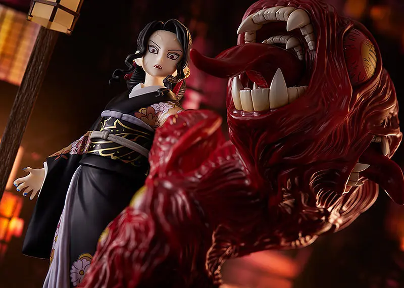 Demon Slayer: Kimetsu no Yaiba Super Situation figura Muzan Kibutsuji &quot;Geiko&quot; Form Ver. PVC szobor figura 29 cm termékfotó