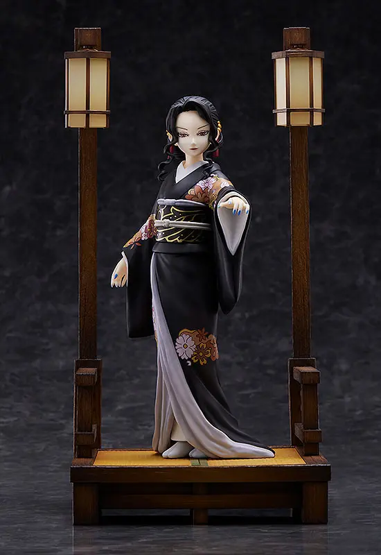 Demon Slayer: Kimetsu no Yaiba Super Situation figura Muzan Kibutsuji &quot;Geiko&quot; Form Ver. PVC szobor figura 29 cm termékfotó