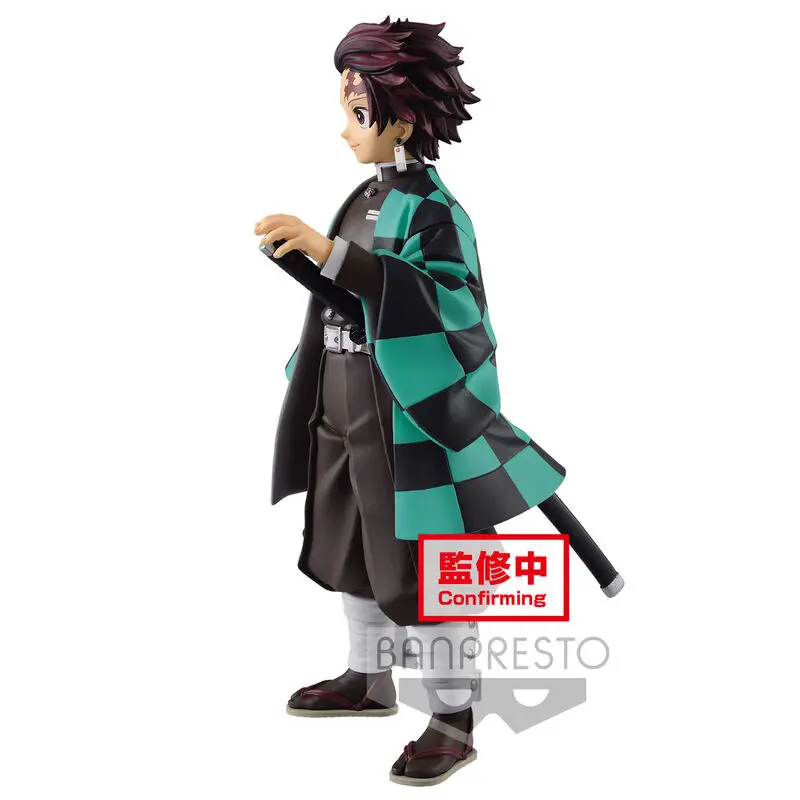 Demon Slayer: Kimetsu no Yaiba Tanjiro Kamado figura 24cm termékfotó