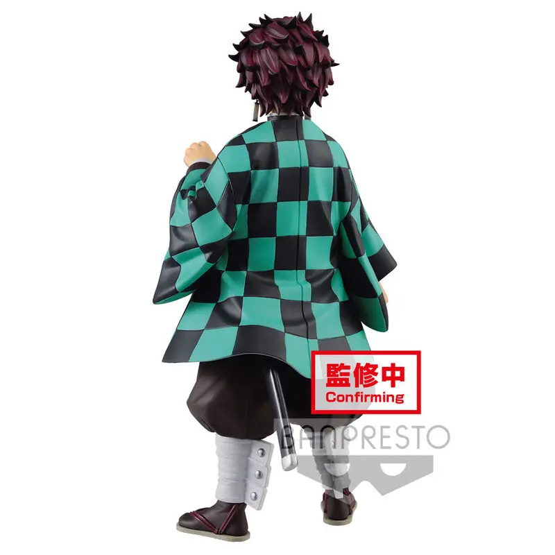 Demon Slayer: Kimetsu no Yaiba Tanjiro Kamado figura 24cm termékfotó
