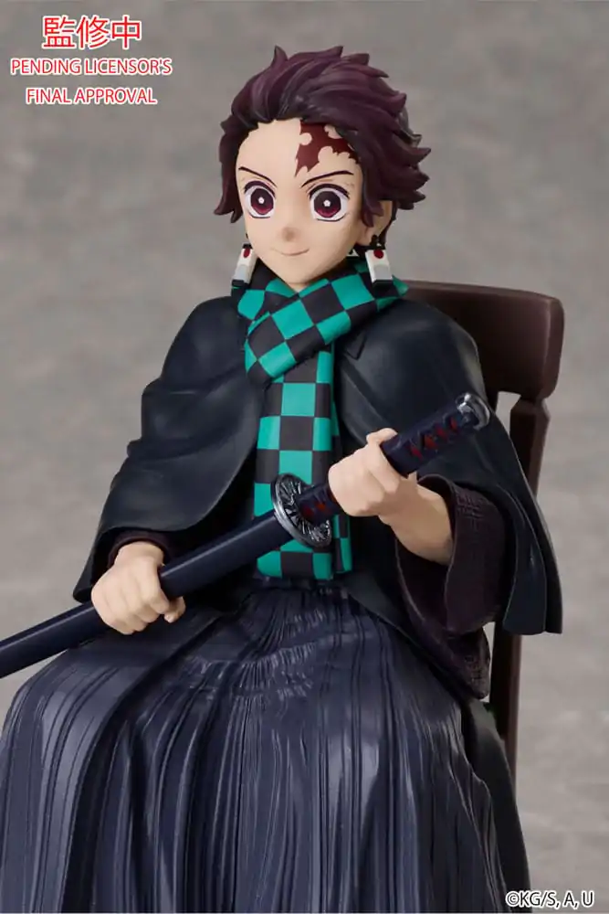 Demon Slayer: Kimetsu no Yaiba Tanjiro Kamado szobor figura 15 cm termékfotó