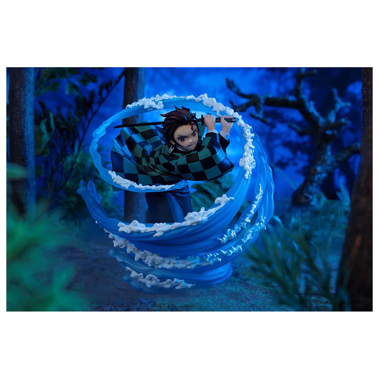 Demon Slayer Kimetsu No Yaiba Tanjiro Kamado Water Breathing S.H. Figurarts figura 15cm termékfotó