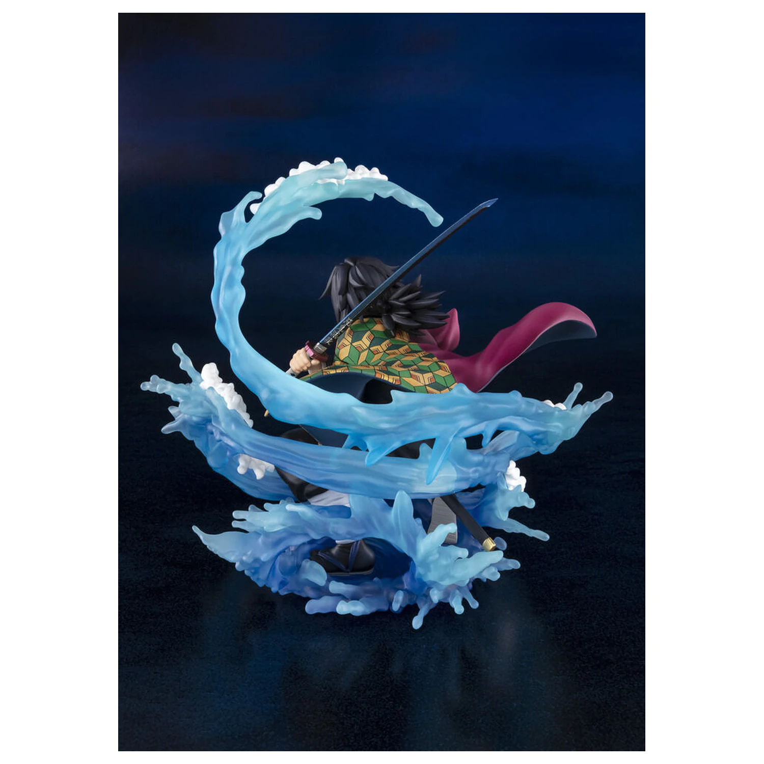 Demon Slayer Kimetsu No Yaiba Tomioka Giyu Water Breathing S.H. Figurarts figura 17cm termékfotó