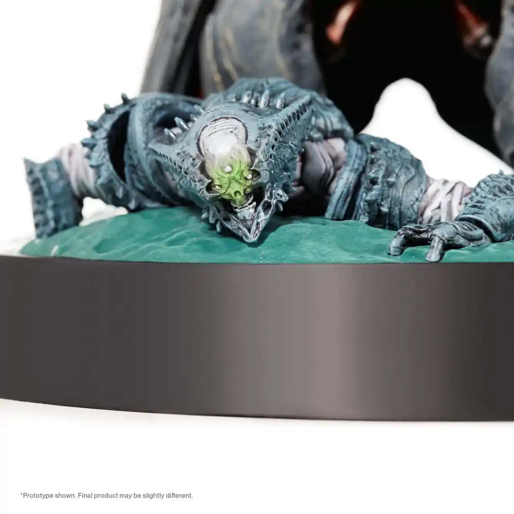 Destiny Witch Queen gyanta szobor figura 28 cm termékfotó