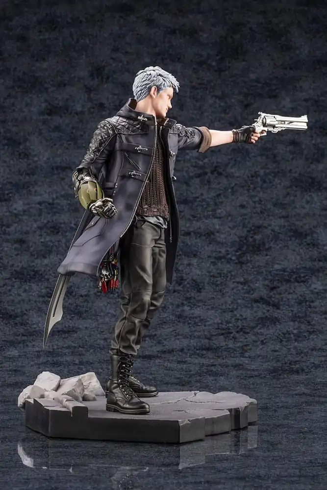 Devil May Cry 5 ARTFXJ 1/8 Nero PVC szobor figura 27 cm termékfotó