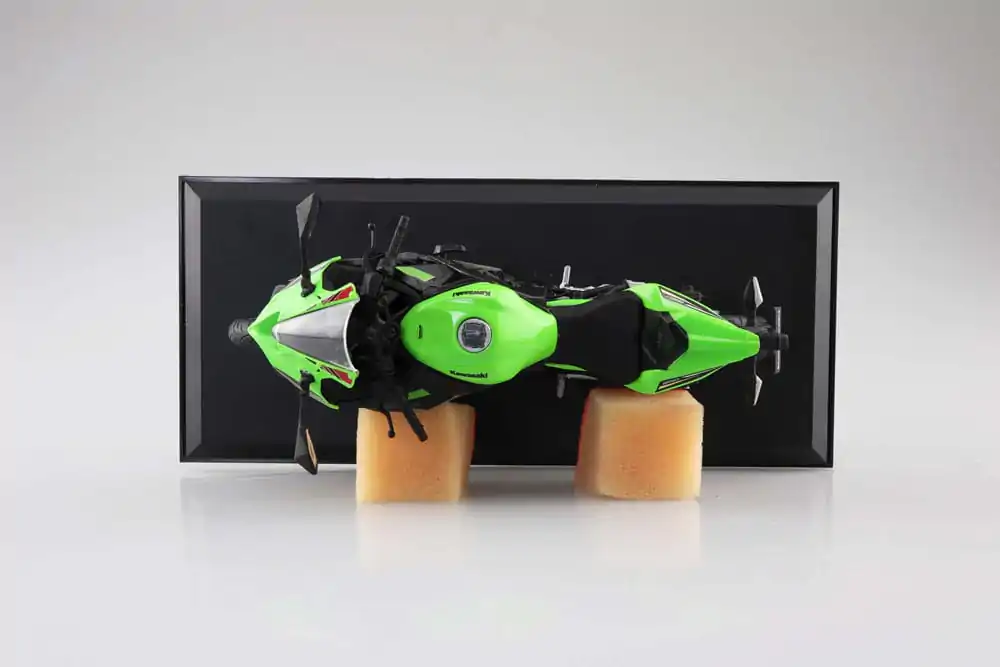 Diecast Bike Series 1/12 Kawasaki Ninja ZX-25R Lime Green×Ebony szobor figura 16 cm termékfotó