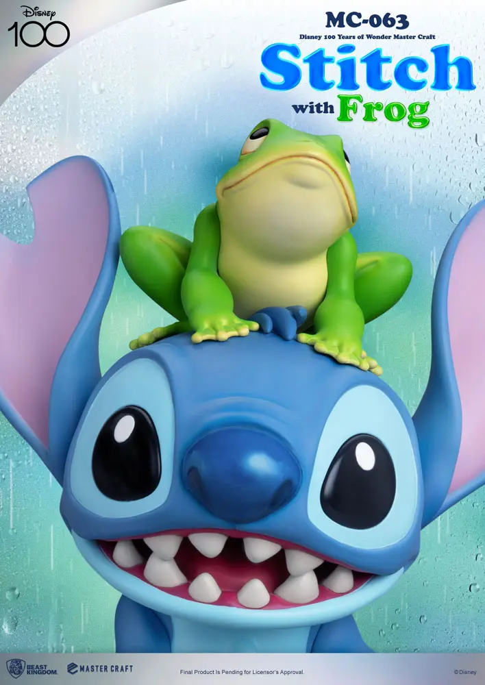 Disney 100th Master Craft Stitch with Frog szobor figura 34 cm termékfotó
