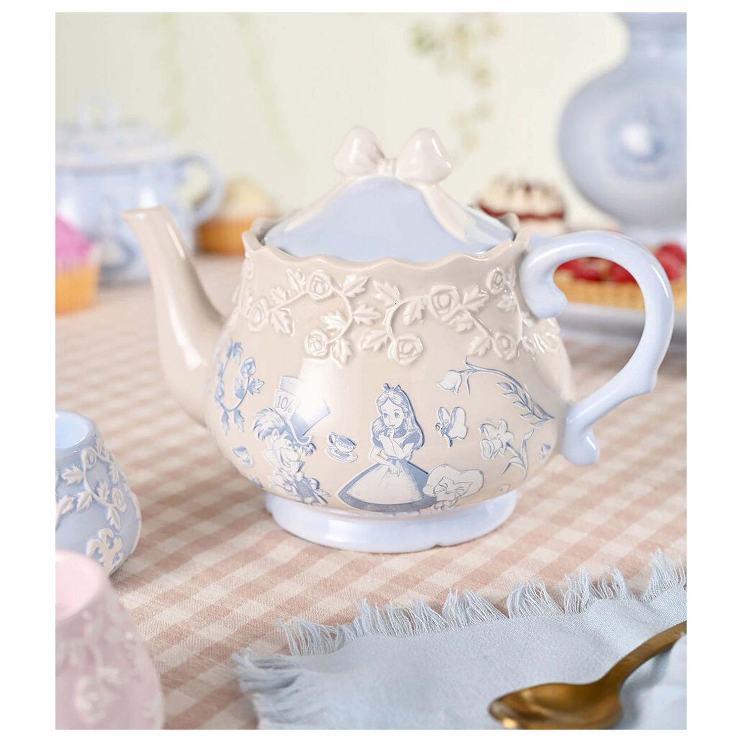 Disney Alice Csodaországban teáskanna termékfotó