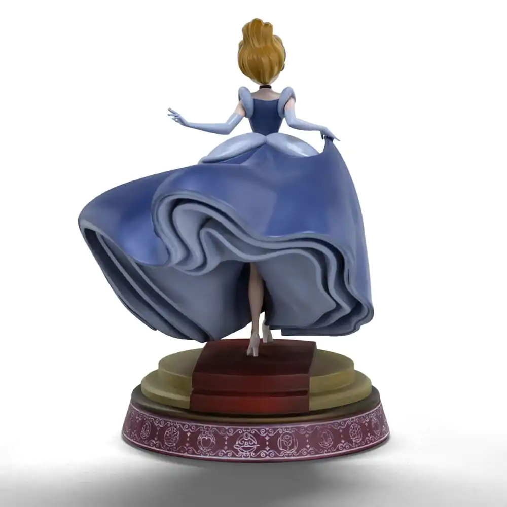Disney Anime Princess Scale Cinderella szobor figura 19 cm termékfotó