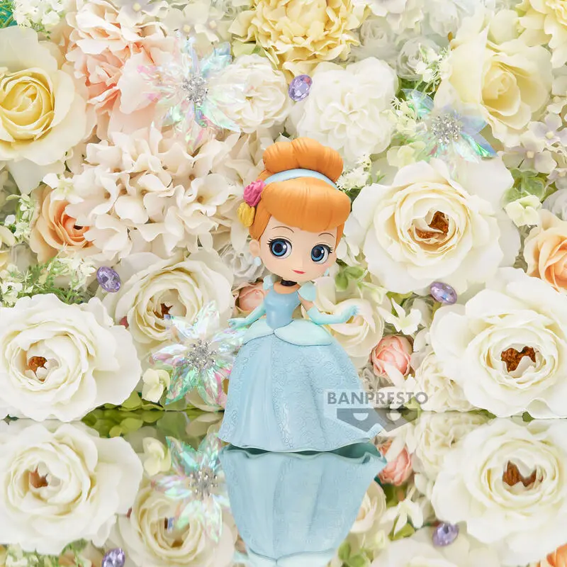Disney Characters Flower Style Cinderella Ver.A Q posket figura 14cm termékfotó