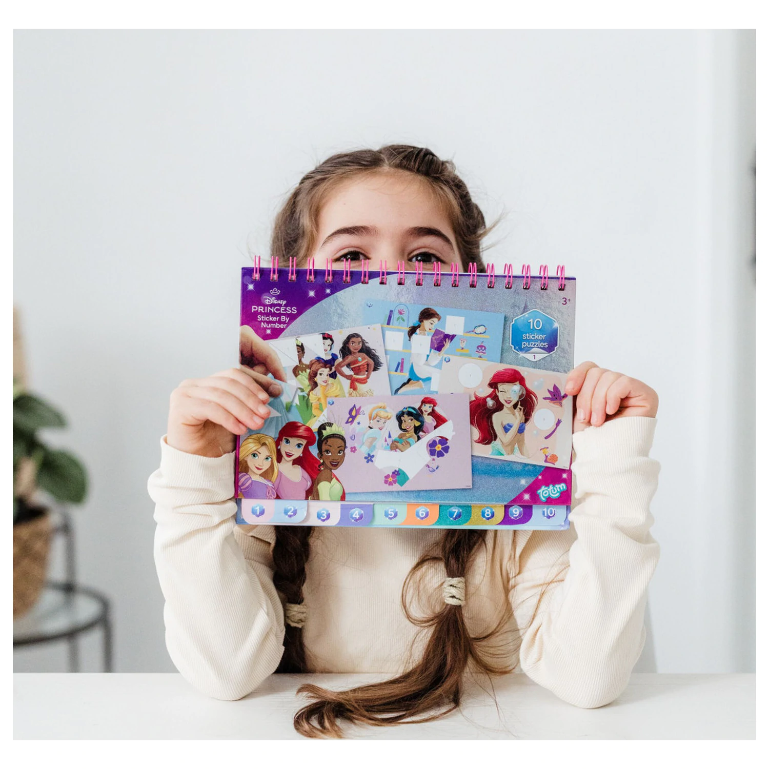 Disney Hercegnők Story puzzle matrica és színező szett termékfotó