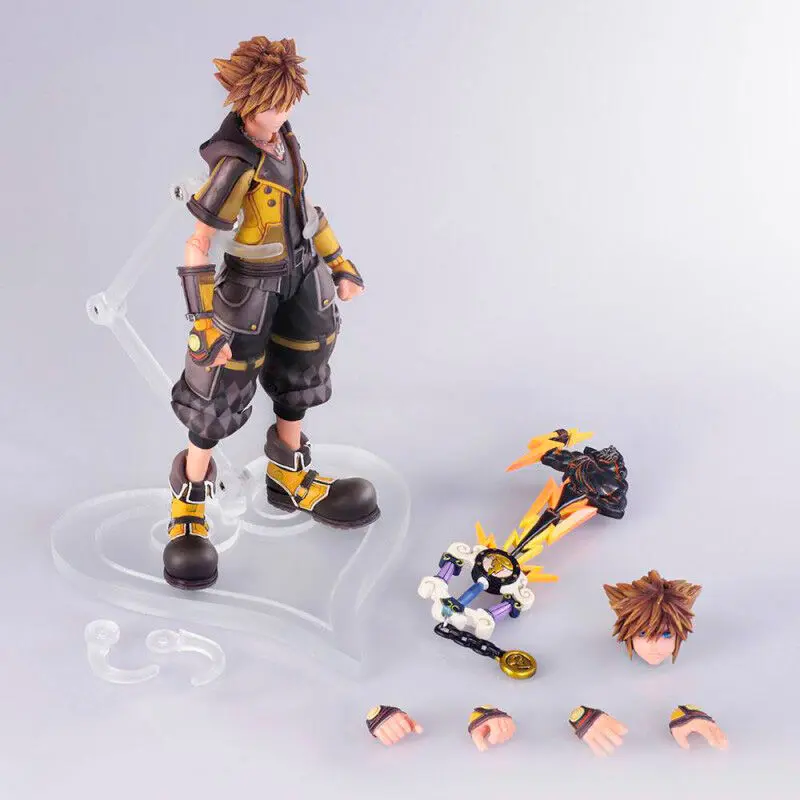 Disney Kingdom Hearts III Bring Arts Sora Guard Form Ver. figura 16cm termékfotó