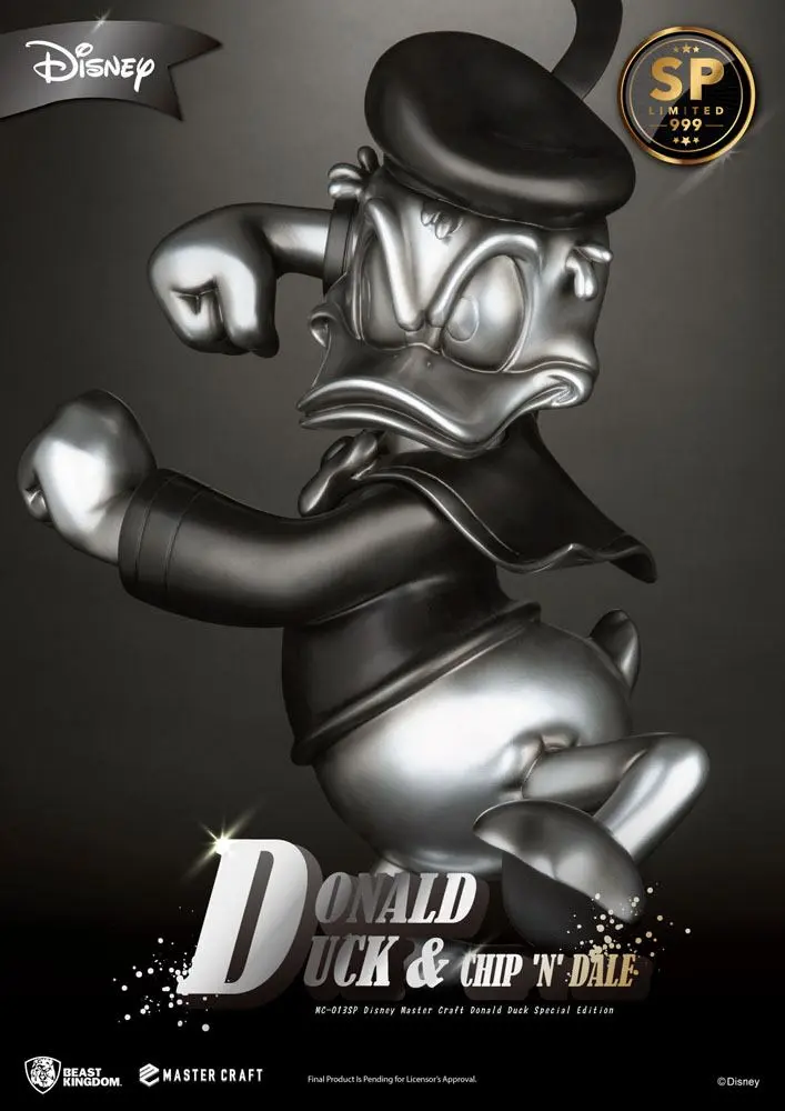 Disney Master Craft Donald Duck Special Edition szobor figura 34 cm termékfotó