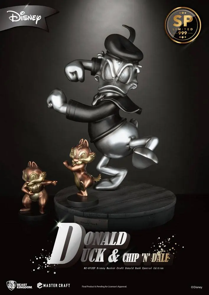 Disney Master Craft Donald Duck Special Edition szobor figura 34 cm termékfotó