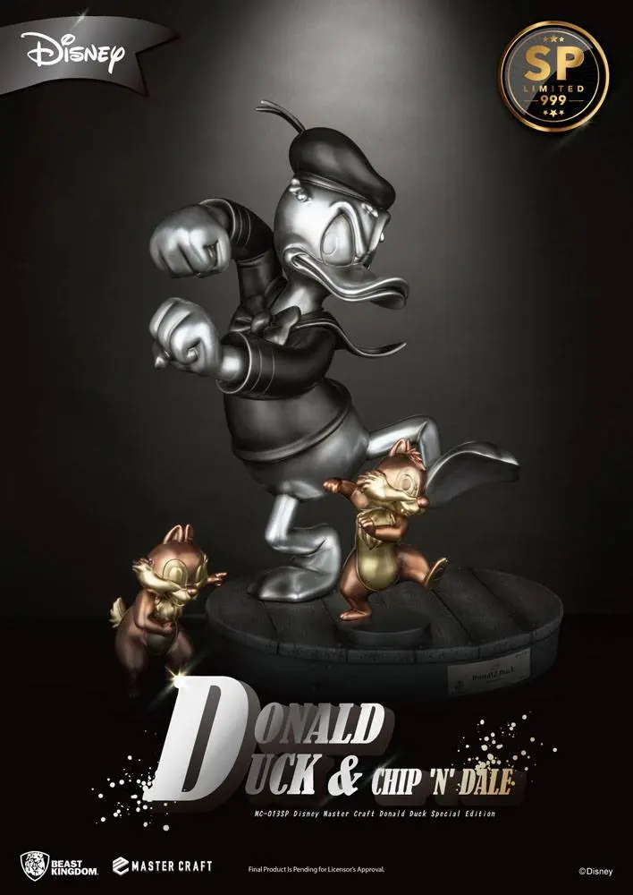 Disney Master Craft Donald Duck Special Edition szobor figura 34 cm termékfotó
