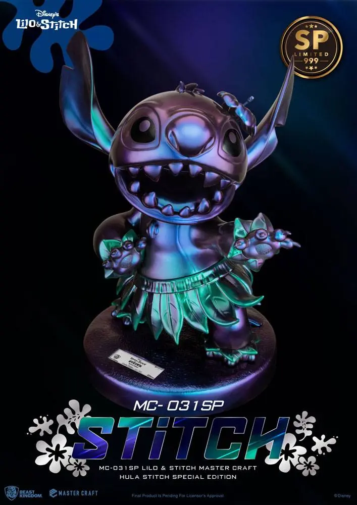 Disney Master Craft Hula Stitch Special Edition szobor figura 38 cm termékfotó