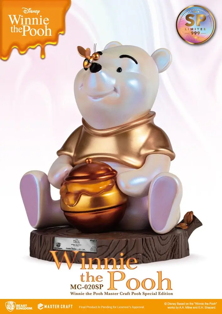 Disney Master Craft Winnie the Pooh Special Edition szobor figura 31 cm termékfotó