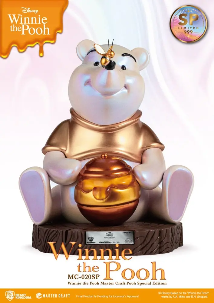 Disney Master Craft Winnie the Pooh Special Edition szobor figura 31 cm termékfotó