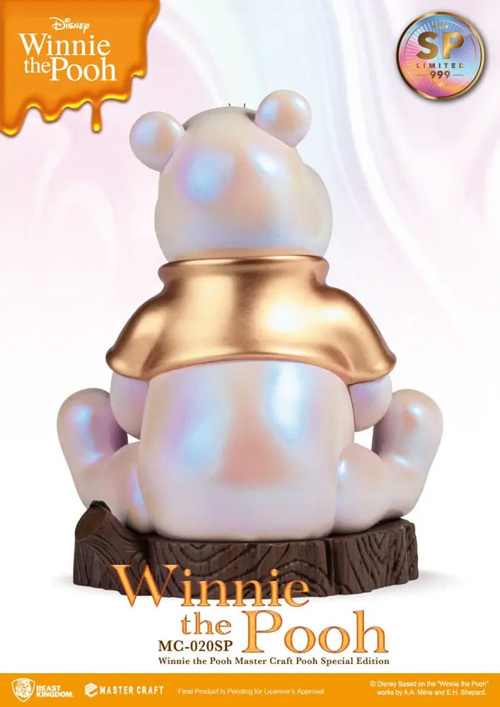 Disney Master Craft Winnie the Pooh Special Edition szobor figura 31 cm termékfotó