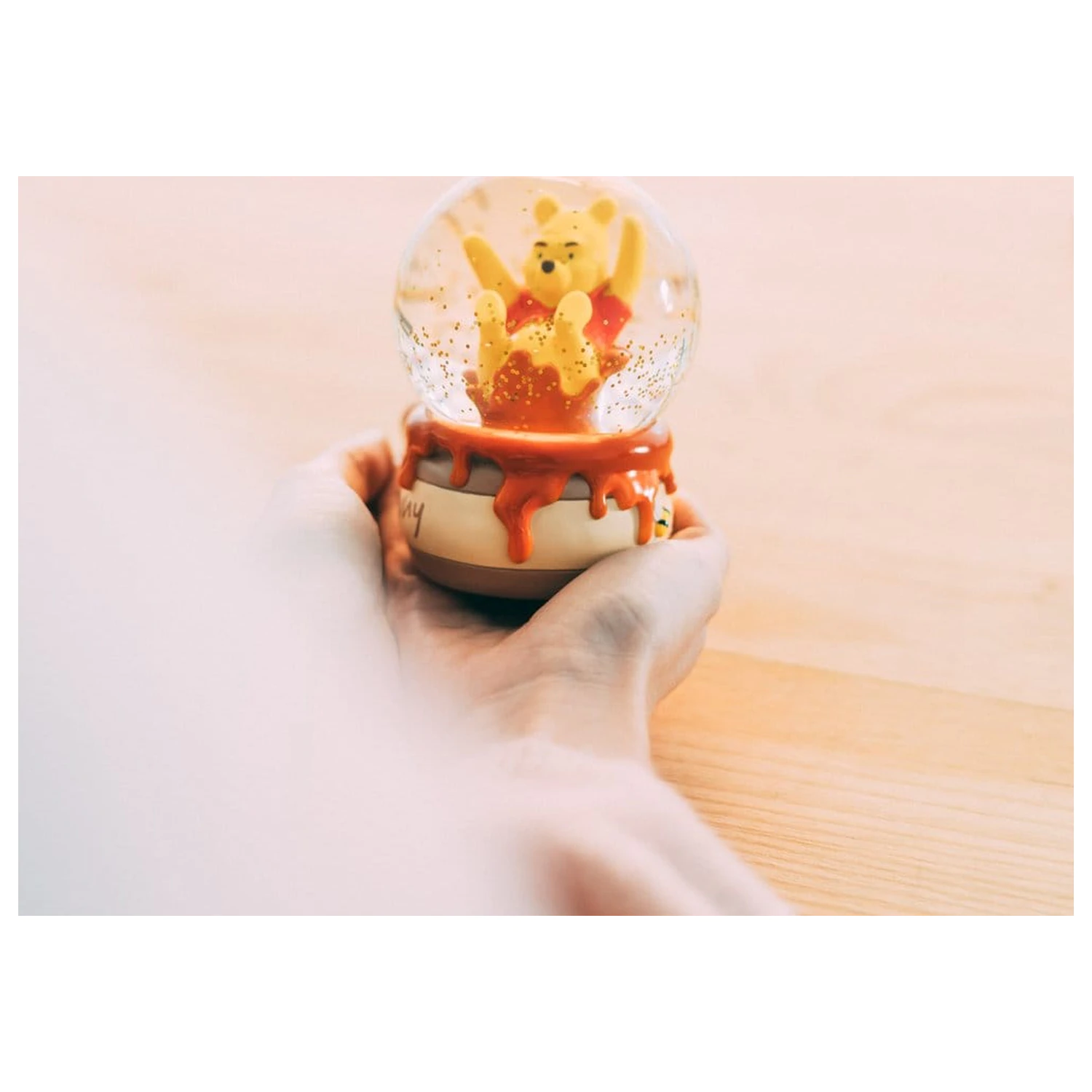 Disney Micimackó hógömb 10 cm termékfotó