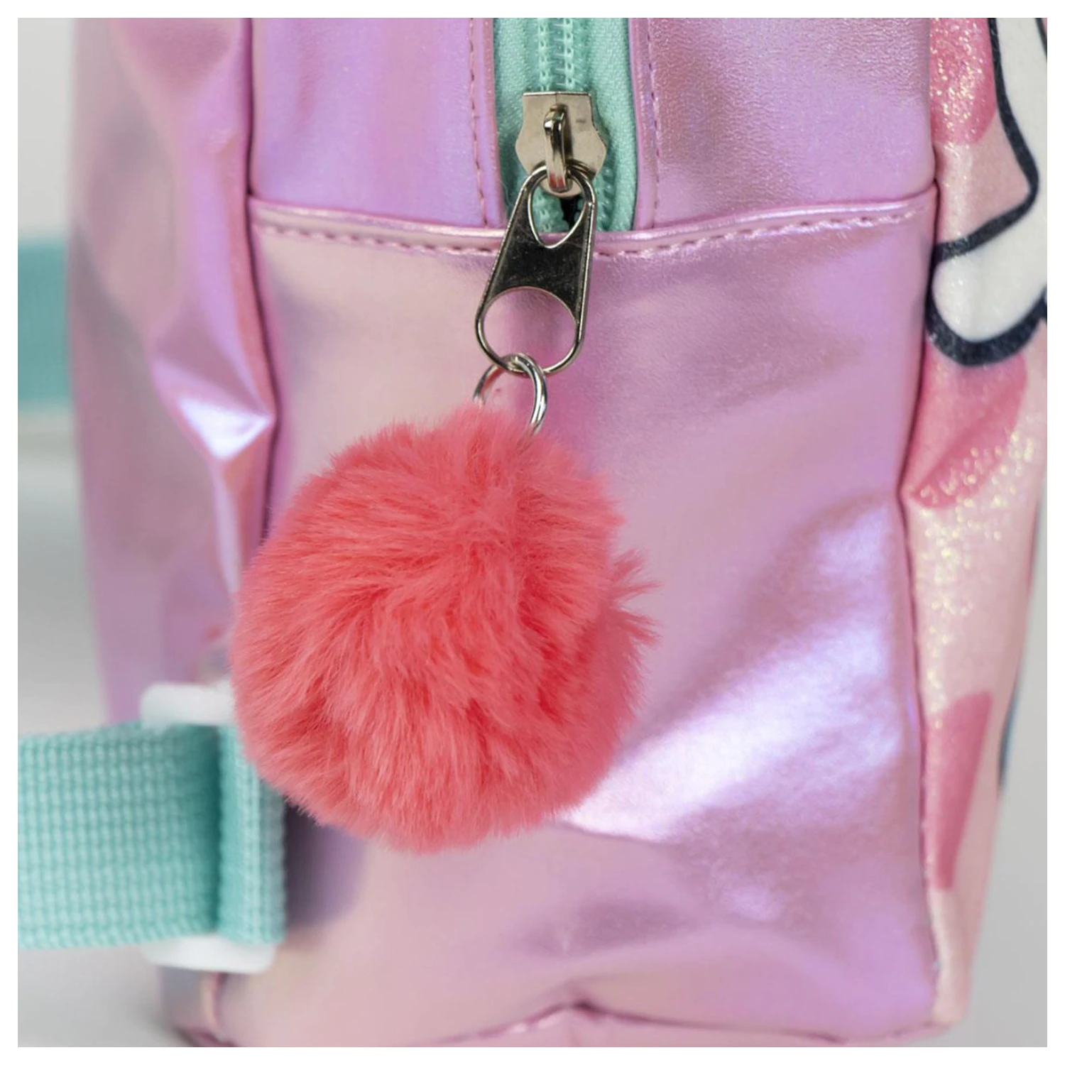 Disney Minnie Laugh hátizsák, táska 23 cm termékfotó