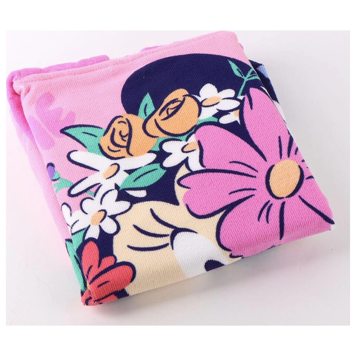 Disney Minnie mikroszálas poncsó strandtörölköző termékfotó