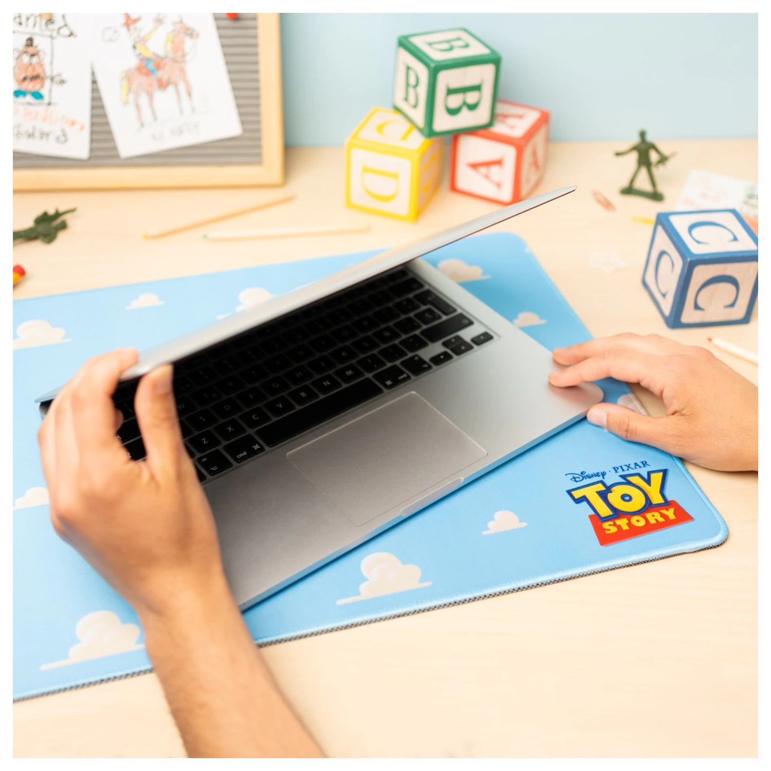 Disney Pixar Toy Story gamer egérpad termékfotó