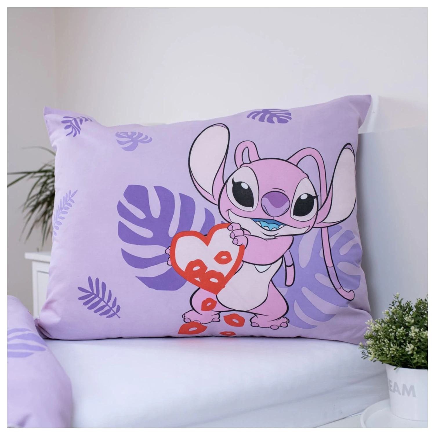 Disney Stitch Kiss ágyneműhuzat termékfotó