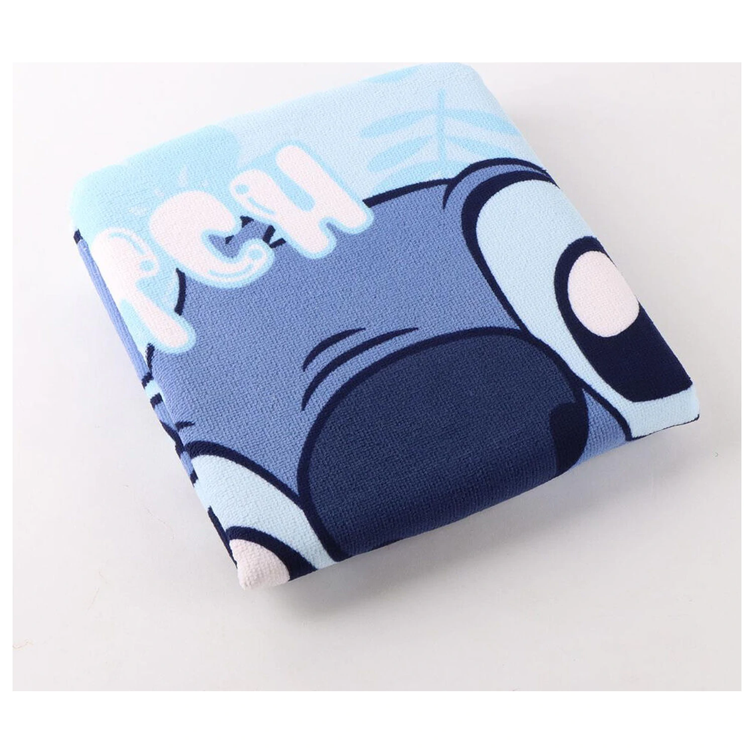 Disney Stitch mikroszálas poncsó strandtörölköző termékfotó