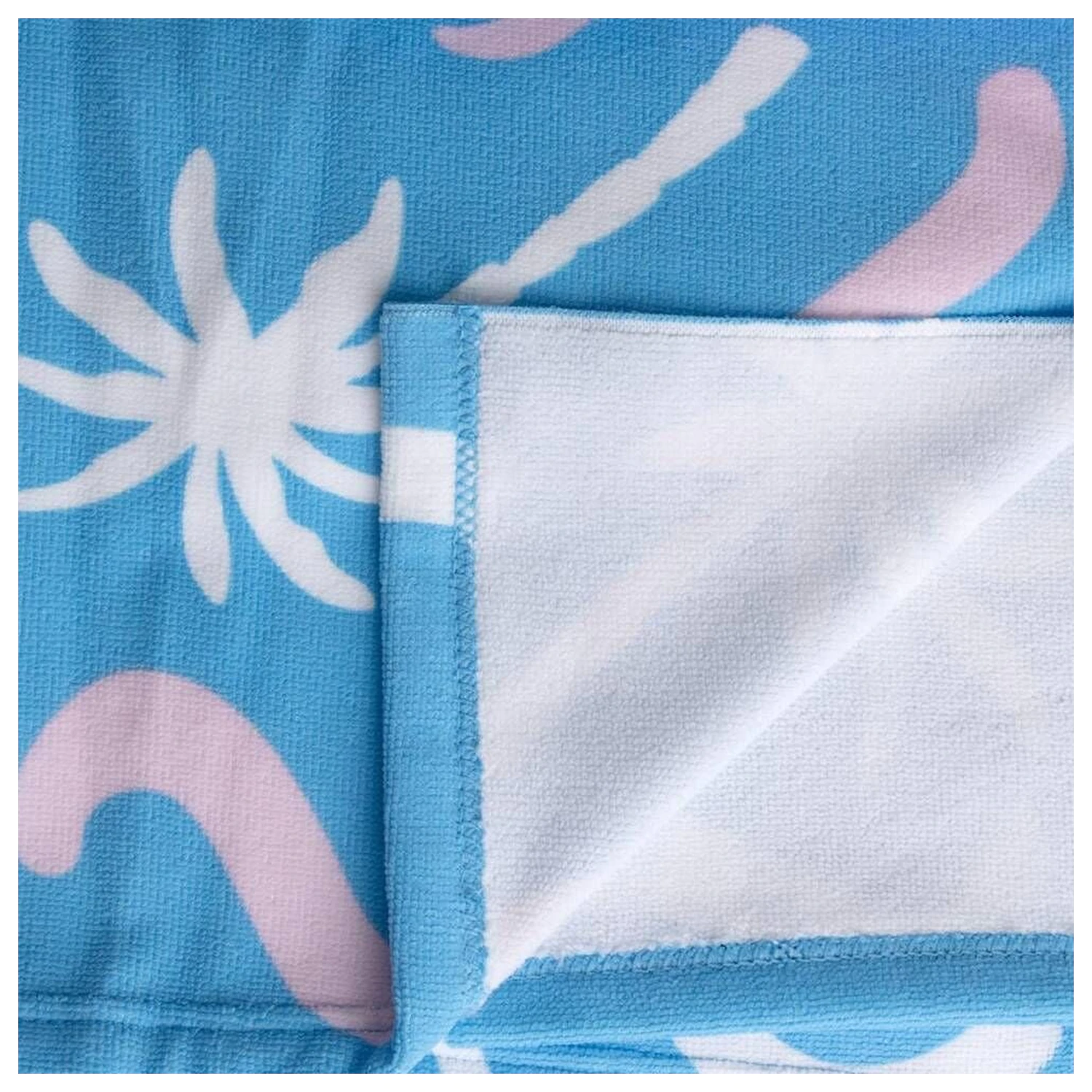 Disney Stitch mikroszálas törölköző termékfotó