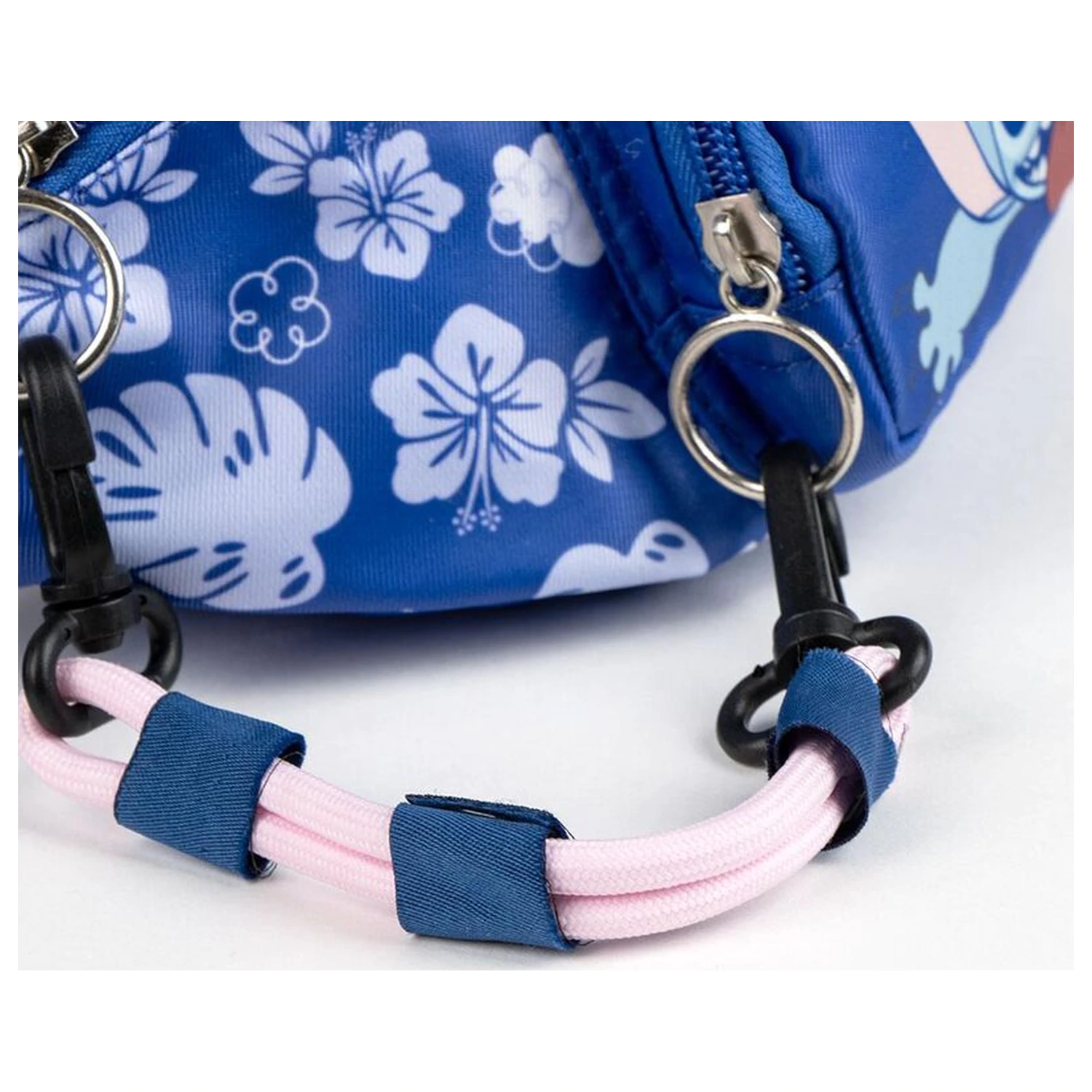 Disney Stitch övtáska termékfotó