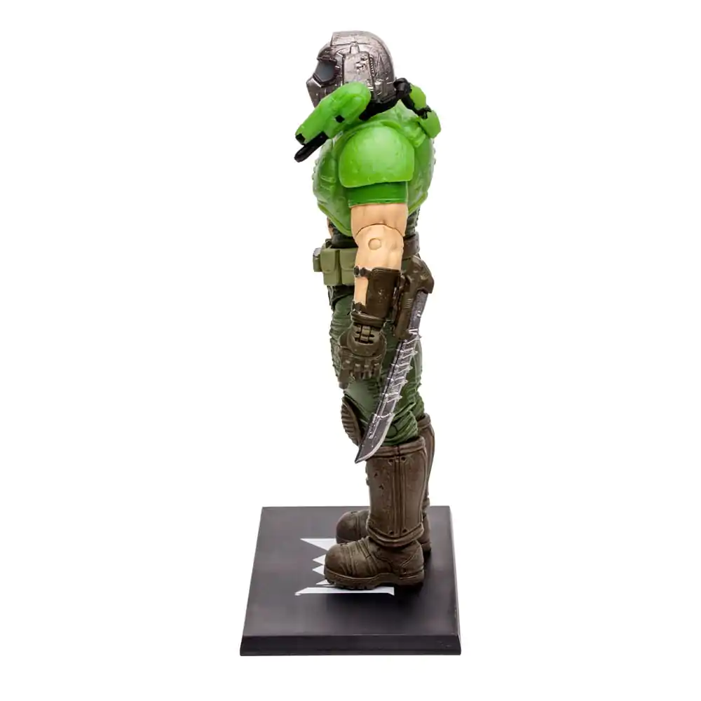 Doom Eternal Doom Slayer Classic (Glow In The Dark Edition) Gold Label akciófigura 18 cm termékfotó