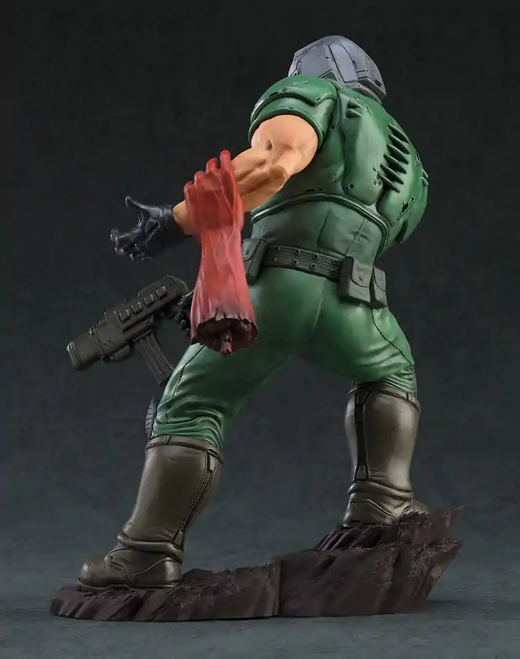 Doom Pop Up Parade Doom Marine PVC szobor figura 17 cm termékfotó