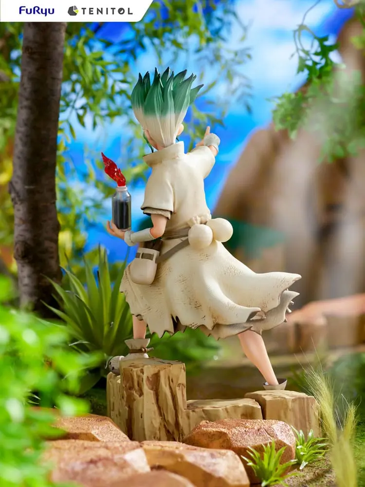 Dr. Stone Senku Ishigami PVC szobor figura 28 cm termékfotó