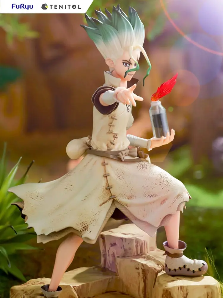 Dr. Stone Senku Ishigami PVC szobor figura 28 cm termékfotó