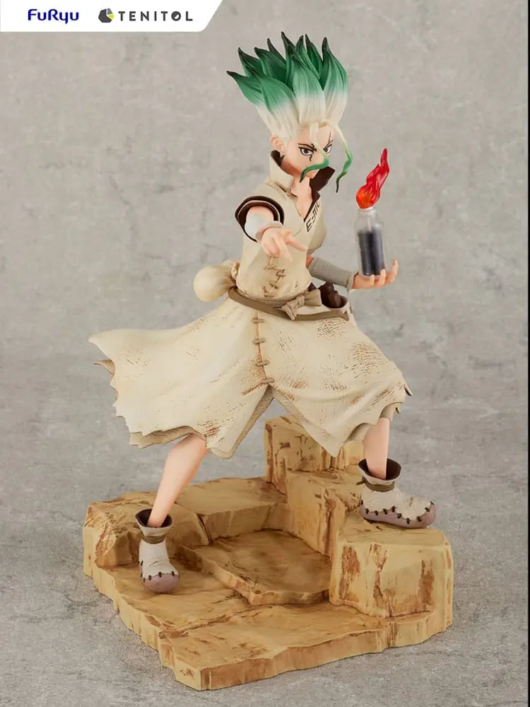 Dr. Stone Senku Ishigami PVC szobor figura 28 cm termékfotó