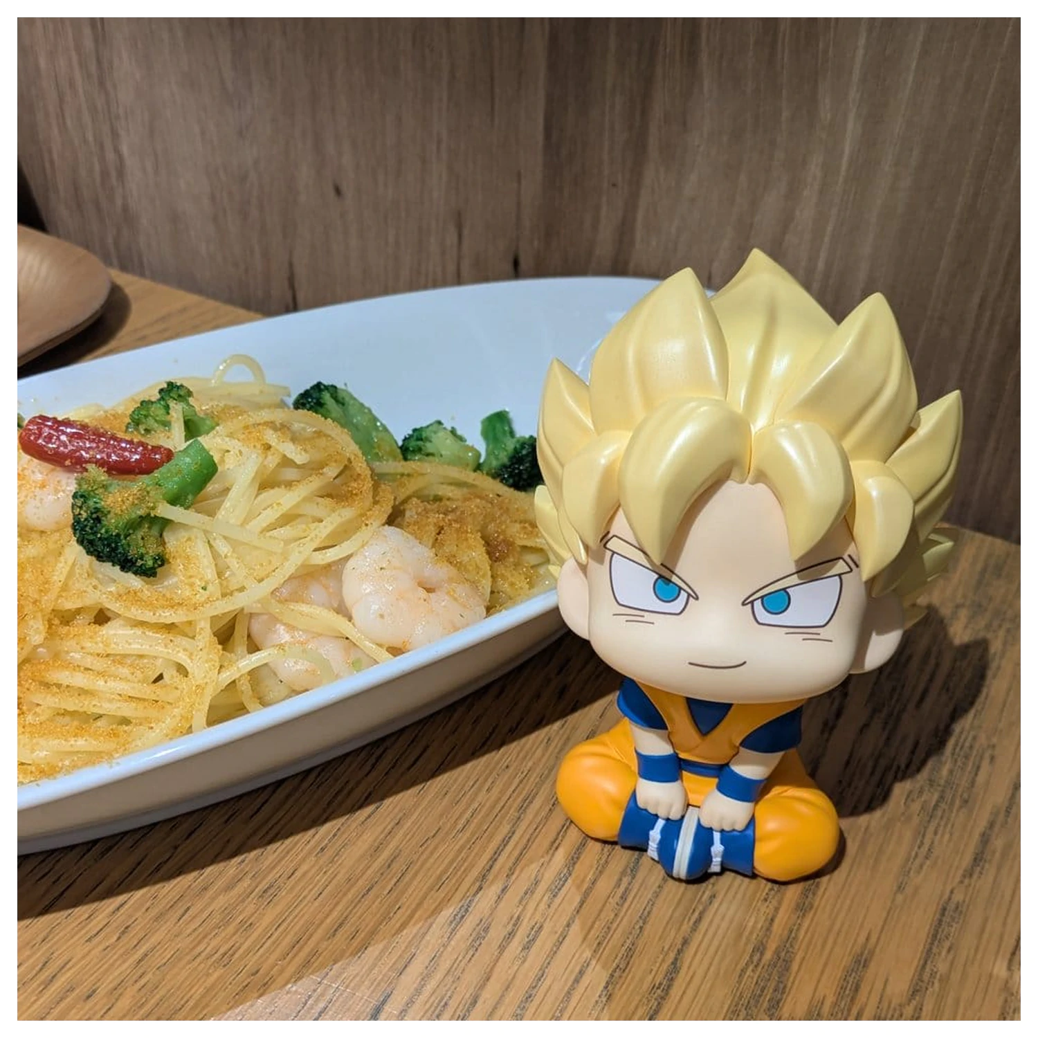 Dragon Ball DAIMA Look Up PVC figura Super Saiyan Son Goku (mini) 11 cm termékfotó
