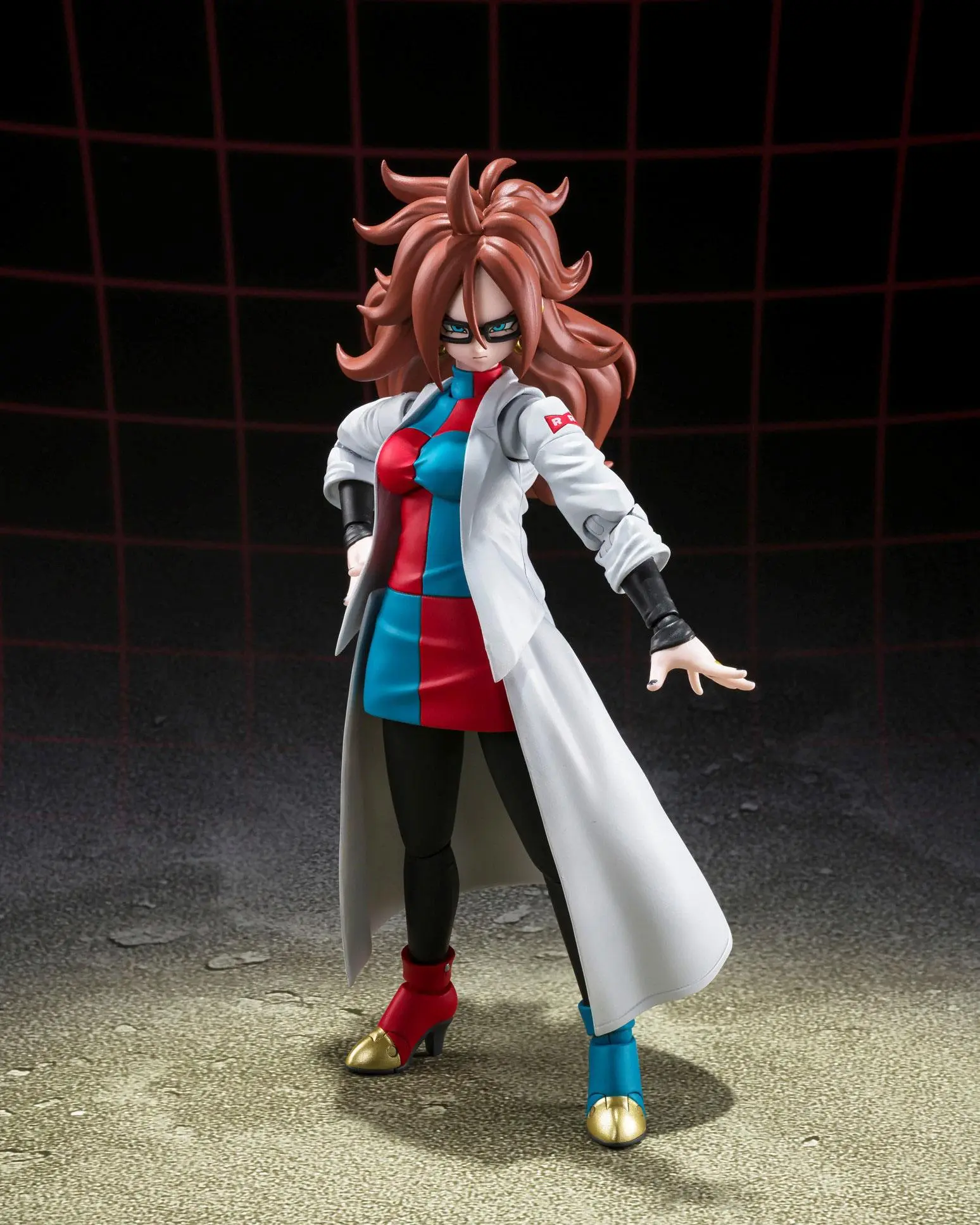 Dragon Ball FighterZ S.H. Figuarts Android 21 (Lab Coat) akciófigura 15 cm termékfotó
