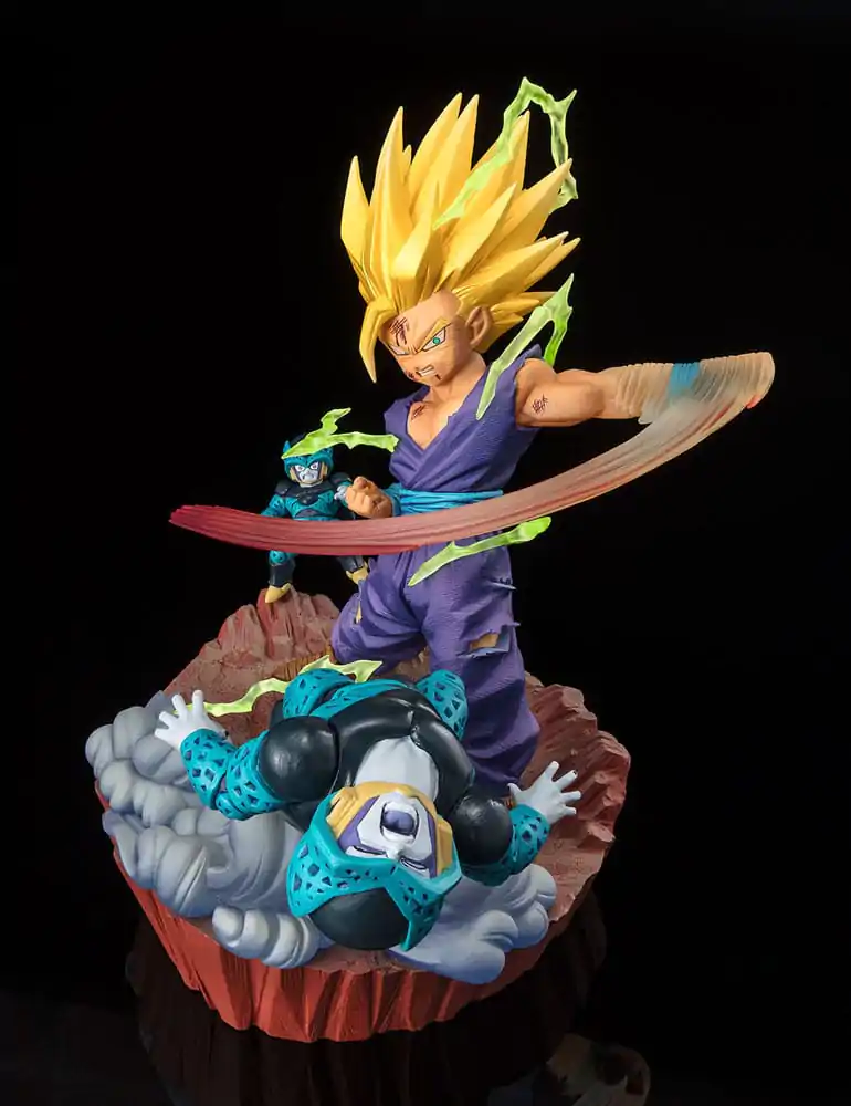 Dragon Ball FiguartsZERO Extra Battle Marshall Super Saiyan 2 Son Gohan -Anger Exploding Into Power- PVC szobor figura 20 cm termékfotó