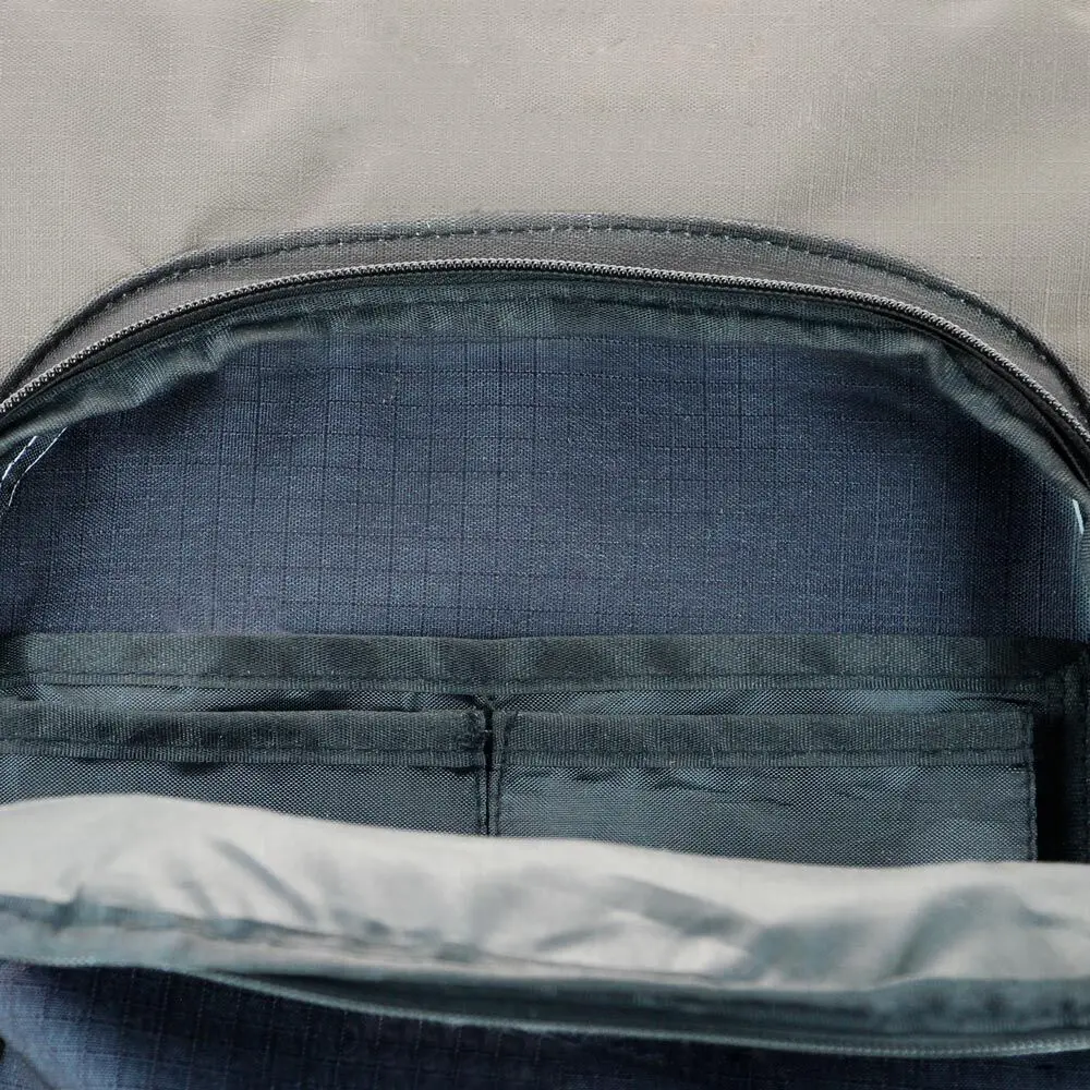 Dragon Ball Impulse gurulós táska 47cm termékfotó