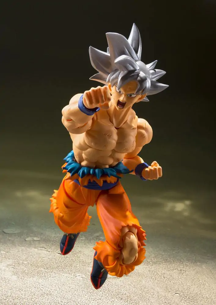 Dragon Ball Super S.H. Figuarts akciófigura Son Goku Ultra Instinct 14 cm termékfotó