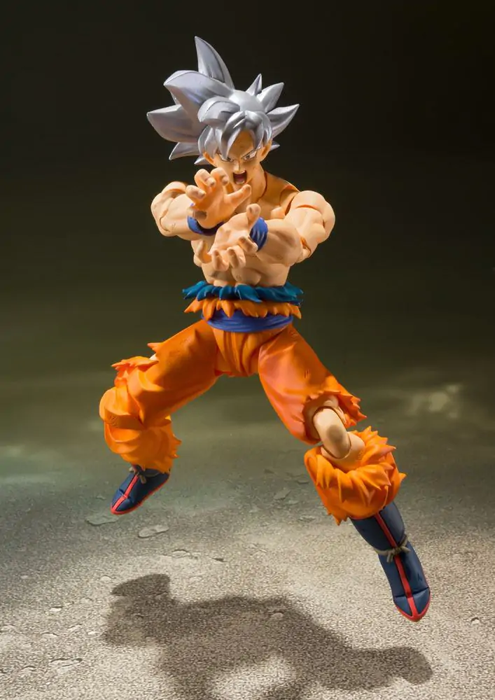 Dragon Ball Super S.H. Figuarts akciófigura Son Goku Ultra Instinct 14 cm termékfotó